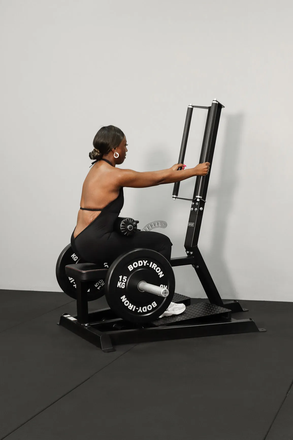 Body Iron Commercial Standing Hip Thrust Machine