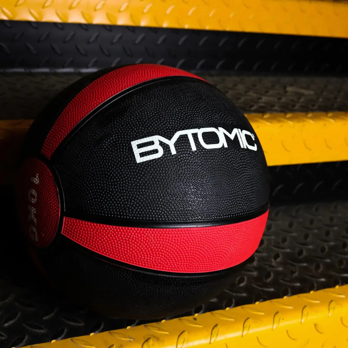 Bytomic 8kg Rubber Medicine Ball Black/Red